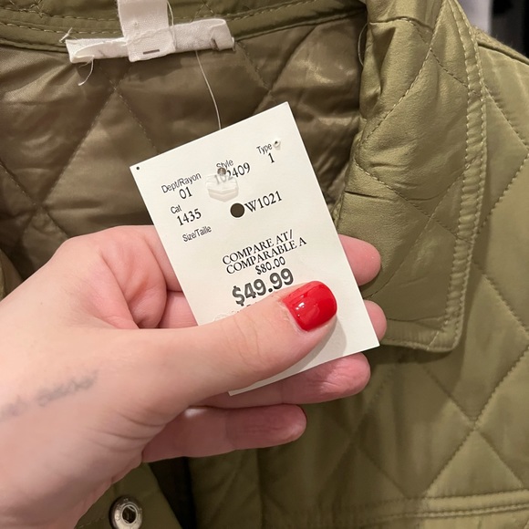 Woman’s Jacket - Picture 2 of 4